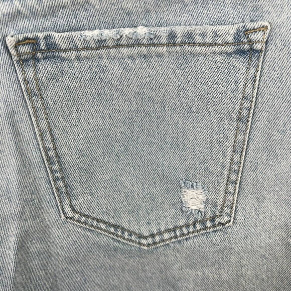 FOREVER 21 Womens SIZE 28 Cut Off Shorts Light Blue Denim Distressed Rips - Picture 10 of 11